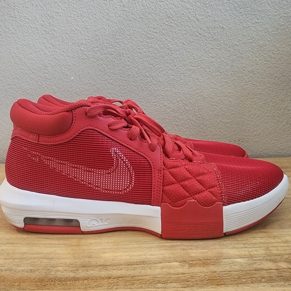 Nike Mens LeBron Witness VIII Basketball Shoes Sneakers Lace Up Mesh Red Size 14